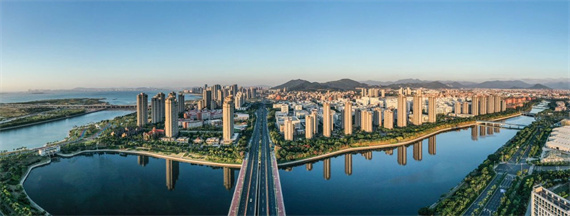 附件8：做强做大支柱产业.jpg
